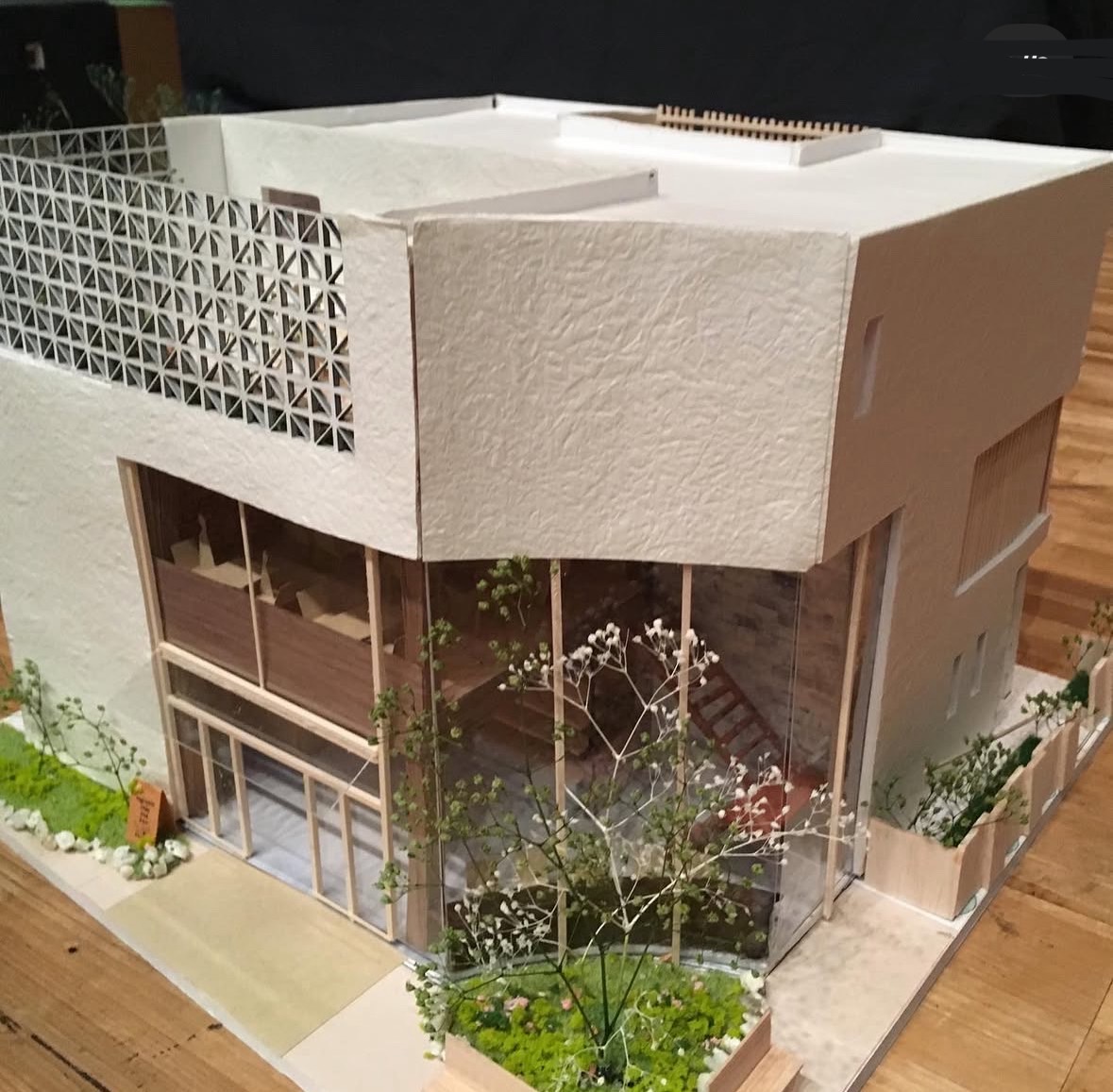 外観カラー模型 - 素材感まで表現した完成イメージ